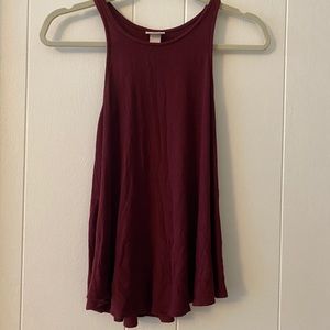 Loose fit burgandy tank